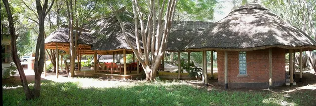 Simbamwenni Lodge and Camping