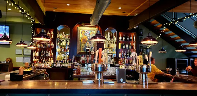 Riverview Restaurant & Bar