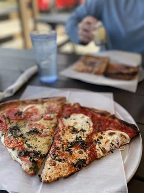 Baci Trattoria & Pizza