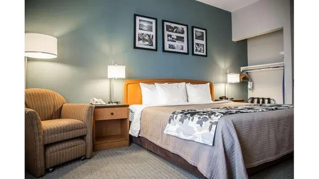 Sleep Inn & Suites Davenport - Quad Cities