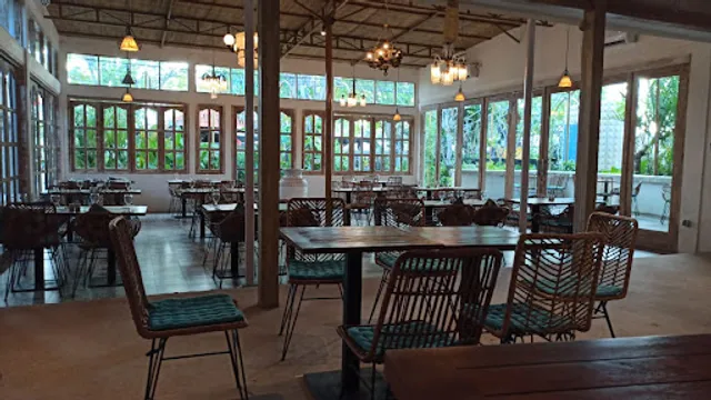 Damasta Sports Bar and Grill Seminyak