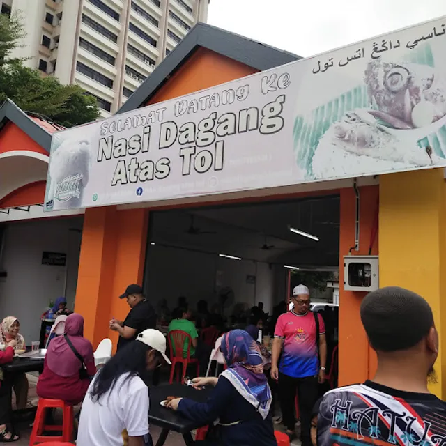 NASI DAGANG ATAS TOL-BANDAR