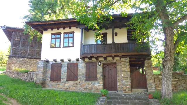 Family Hotel and Restaurant Plamena