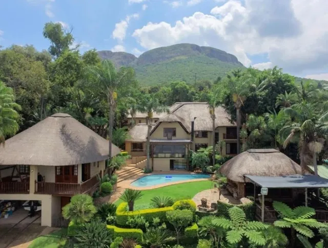 Waters Edge Shabbat Guest House & Spa