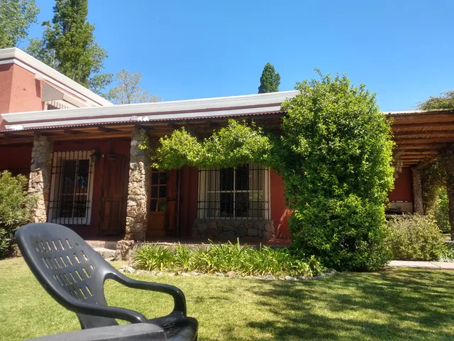 "CASA de CAMPO" en el CORAZÓN de Chacras de Coria