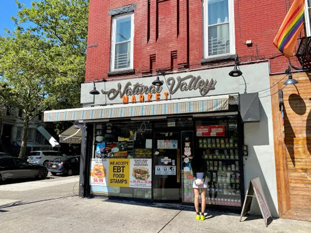 Natural Valley Market