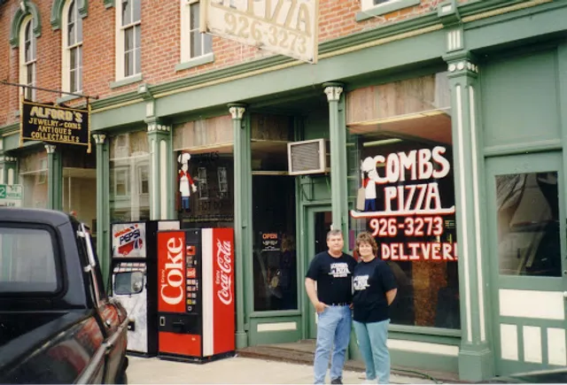 Combs Pizza