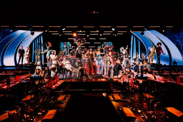 Sala Scala: Origen Dinner show - Vegas Rouge