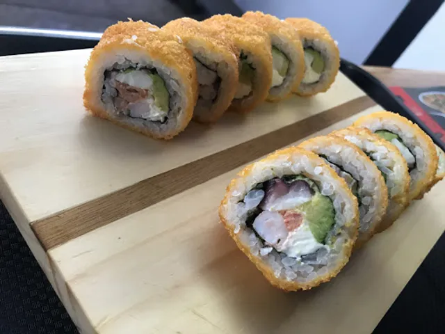 Kazoku Sushi - Lounge