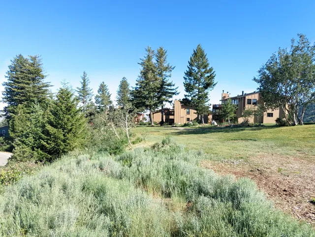 Pioneer Inn Condominiums