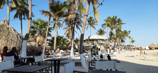 Pera Lobby Bar & Patisserie