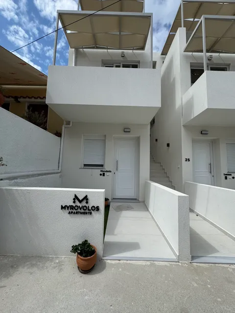 Myrovolos Apartments