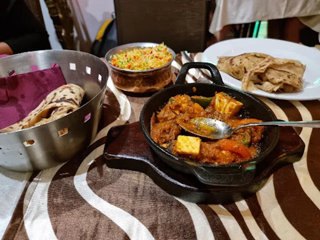 Imagine India Curry & Tandoori Grill Restaurant