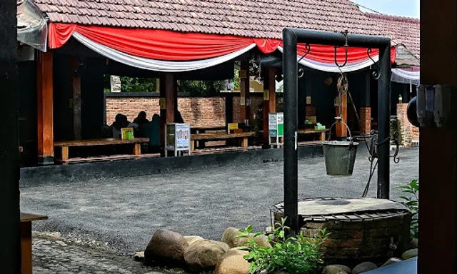Warung Nasi Kayu Manis