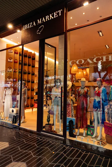 IBIZA MARKET CONCEPT STORE