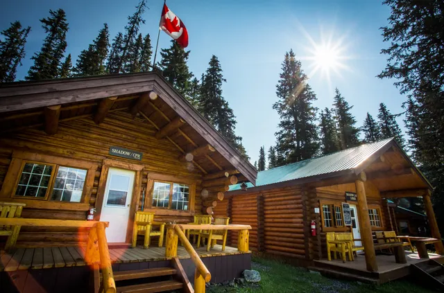 Shadow Lake Lodge