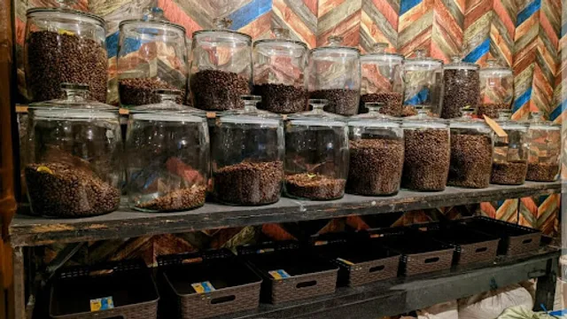 Javanica Coffe Green Bean & Roast Bean