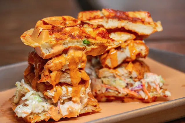 Cluck Clucks Chicken