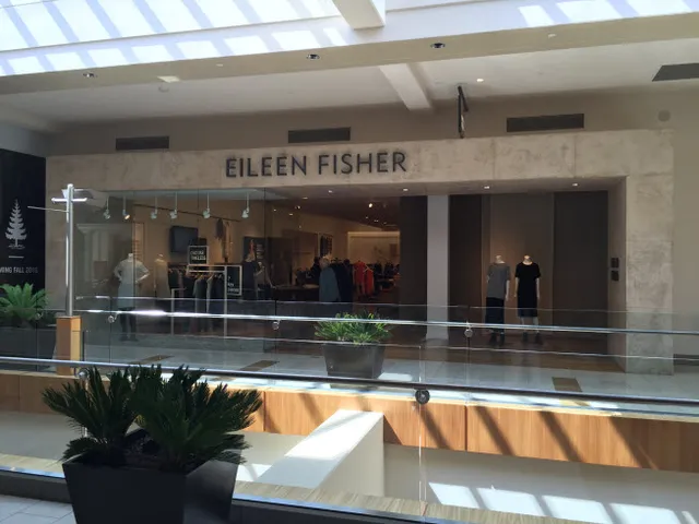 EILEEN FISHER