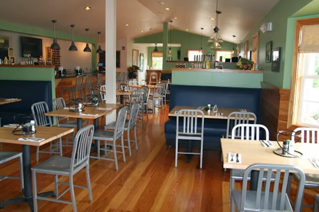 Ten Cousins Brick Oven