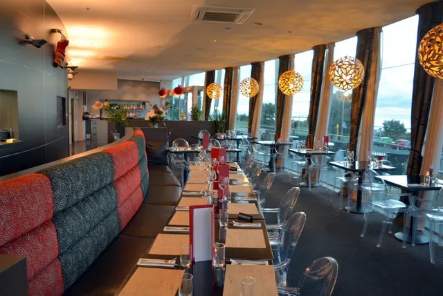 Salt Restaurant & Bar