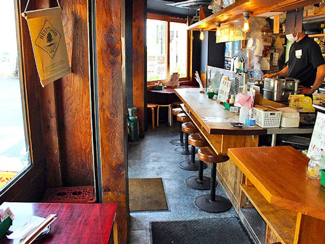 Yakiton Hinata Shimura Sakaue