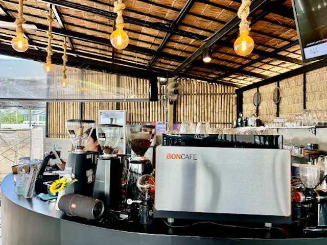 Courtside Cafe & Sports Bar by KAHLI Phuket