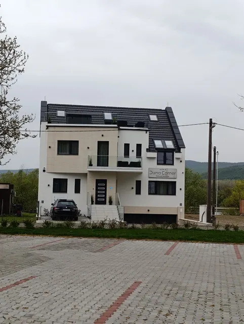 Duna Corner Panzió ****