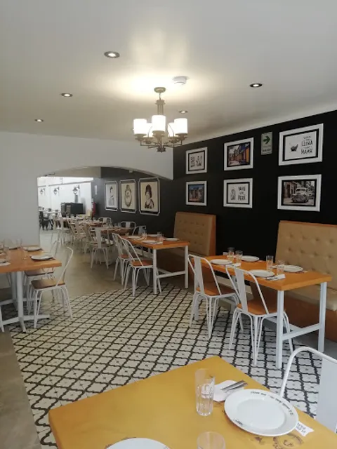 La Quinta Brava - Polleria Criolla