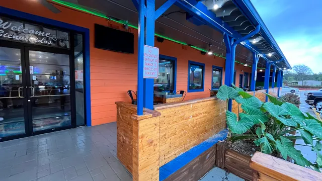 Spanish Flowers Seafood & Oyster Bar