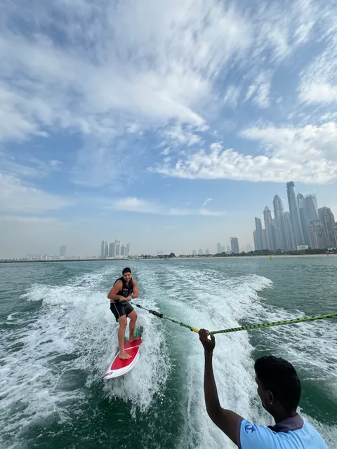 Blue Surf Dubai | WakeBoarding