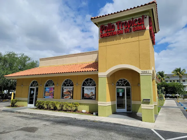 Pollo Tropical