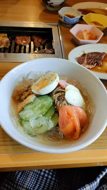 焼肉レストラン三千里