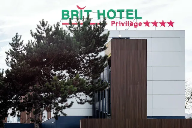 Brit Hotel Privilège Paris - Rosny