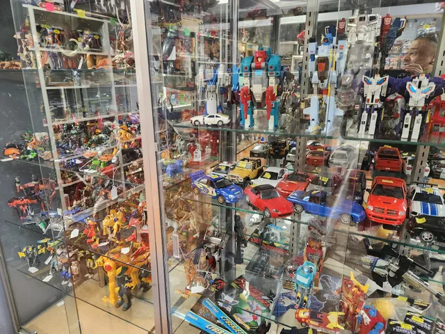 Collectable Kingdom Toys and Collectibles