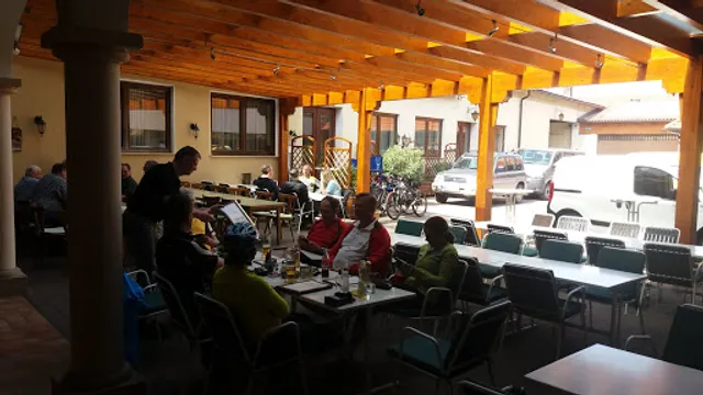 Gasthof Zesch | Schrattenberg