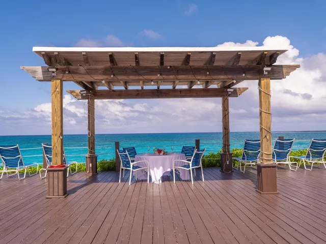 Paradise Island Beach Club - Bahamas Ocean Villas