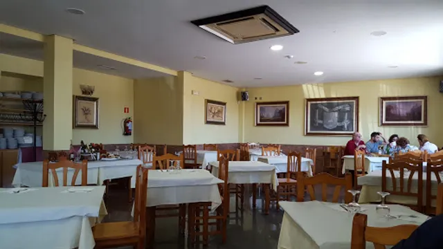 Restaurante "El Cruce"