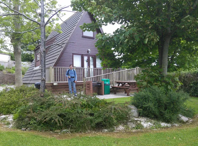 Riverside Holiday Park