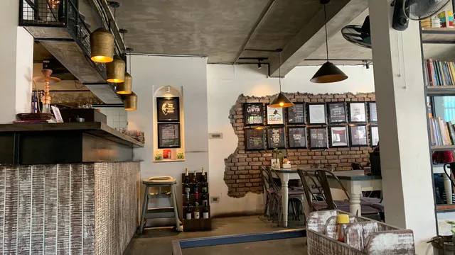 Newa: Dabali - The CourtHouse