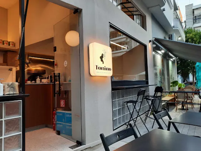 Tonino Pizzeria Napoletana