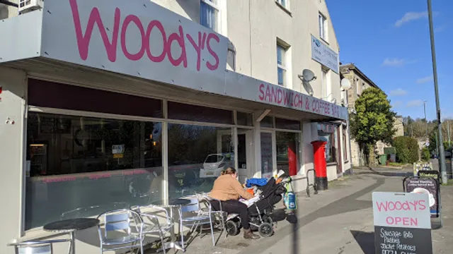 Woody's