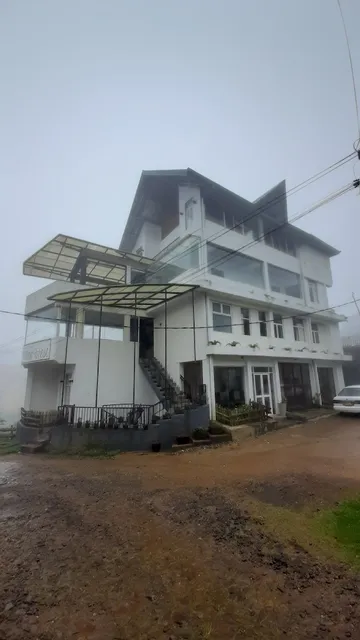 Tea Mount Forest Hotel