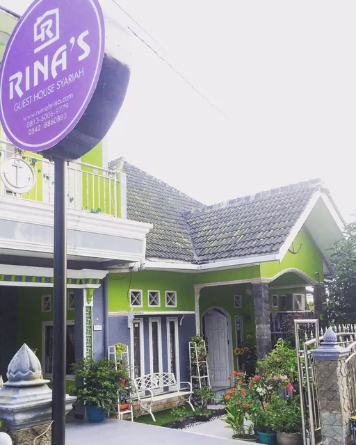 Rina Guest House