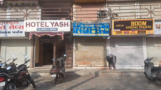 Hotel Yash