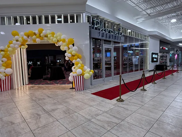 Phoenix Theatres Governor's Square Mall