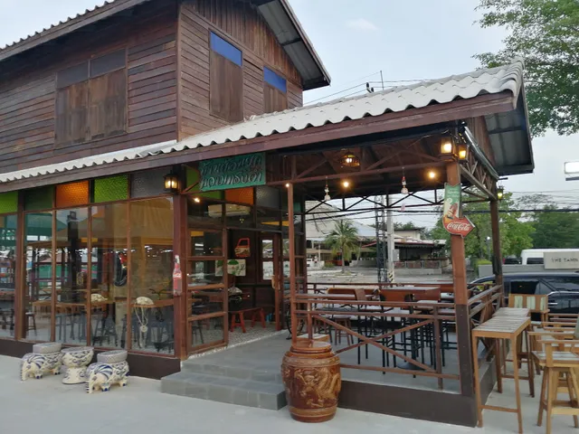 SmileLand Pattaya Street Food Market