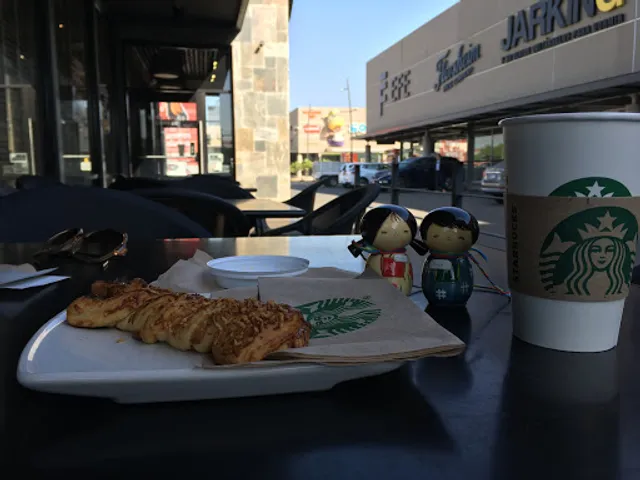 Starbucks Outlet León