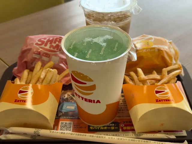 ゼッテリア アクロスモール春日店