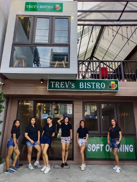 Trev's Bistro